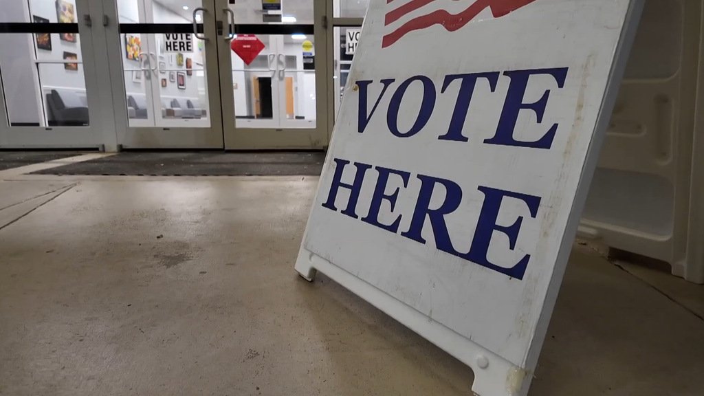 More than 200K Minnesotans have cast their ballots in midterm election — WCCO / CBS Minnesota, Columbia Heights Community news