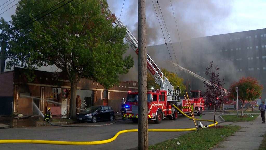 2 Minneapolis firefighters hurt in East Franklin Avenue business fire — WCCO / CBS Minnesota, Columbia Heights Health news