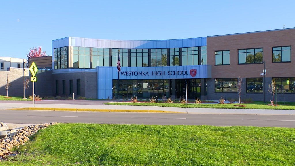 Westonka schools develop AI policymaking group to prepare for evolving technology — WCCO / CBS Minnesota, Columbia Heights Technology news