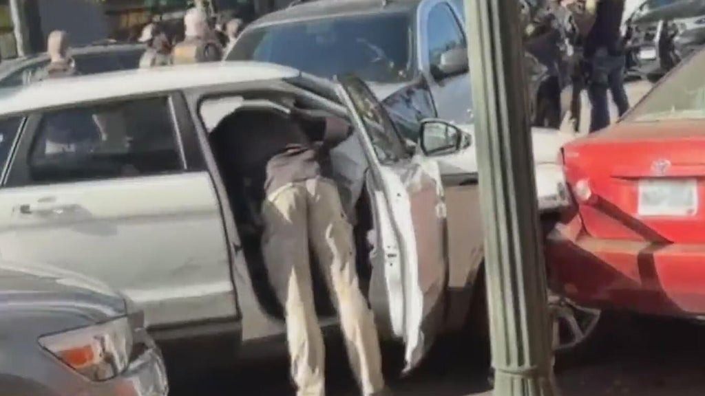 4 men arrested after "traveling dangerously" across Minneapolis in stolen car, sheriff says — WCCO / CBS Minnesota, Columbia Heights Business news