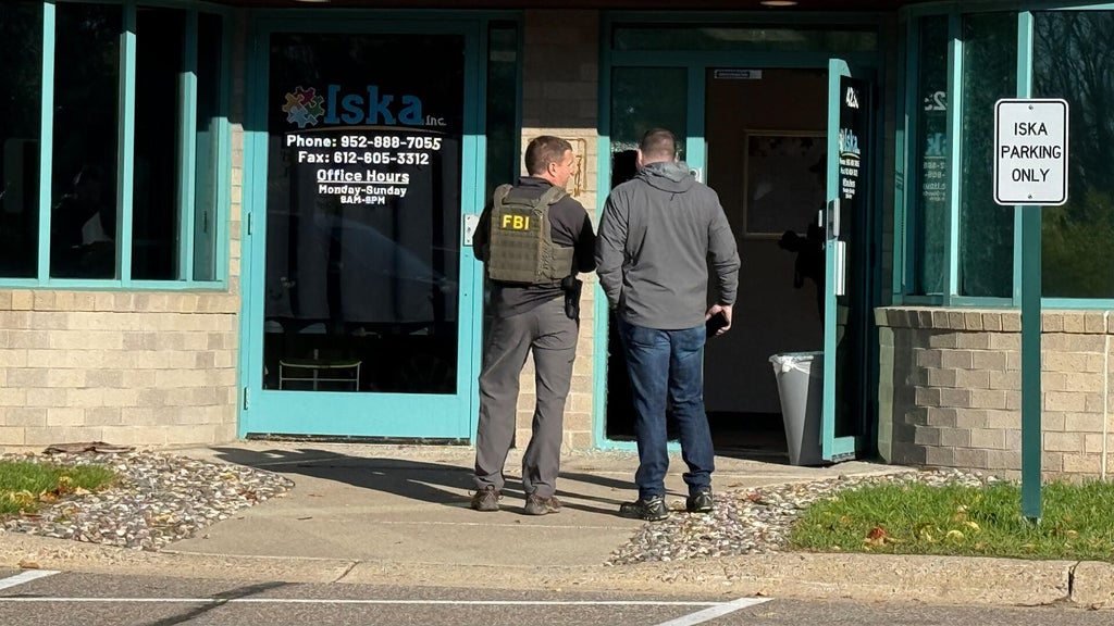 Federal law enforcement officers in Twin Cities Thursday for "court-authorized investigative activity," FBI says — Columbia Heights Business news