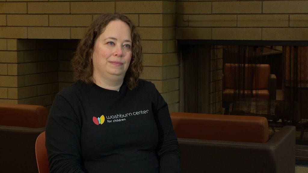 Expert shares tips on how to talk with children about traumatic events — WCCO / CBS Minnesota, Columbia Heights Health news