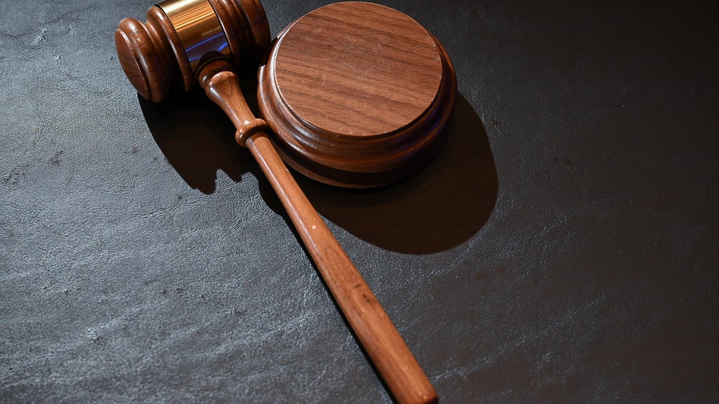 Man tried to pull woman out of her St. Paul apartment window, charges say — WCCO / CBS Minnesota, Columbia Heights Health news