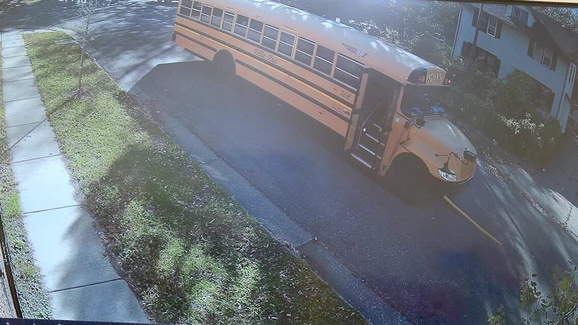 St. Paul man jumps onto moving school bus after driver’s medical emergency, saving 18 kids — KSTP 5, Columbia Heights Health news