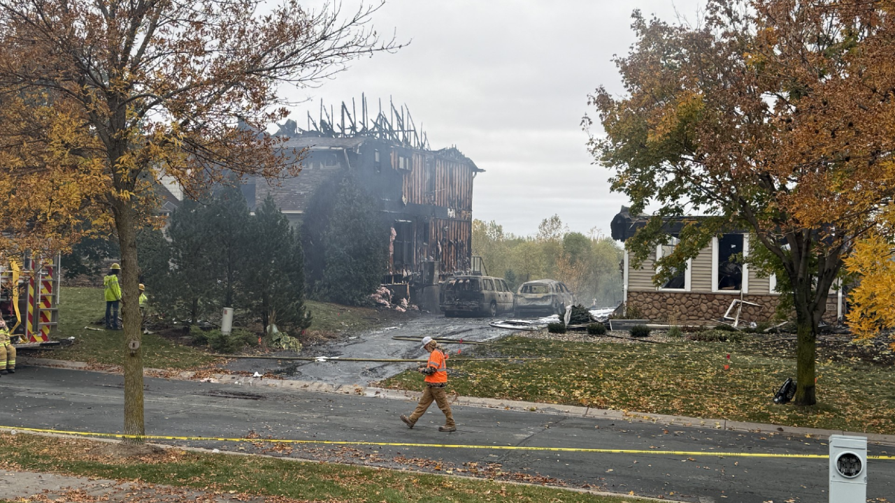Victoria house fire spreads to 3 homes, 1 person missing — KSTP 5, Columbia Heights Real Estate news