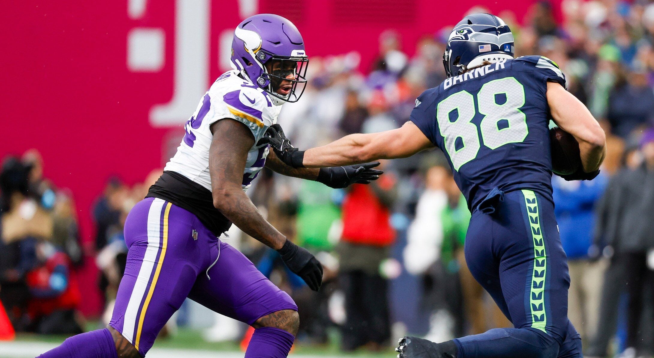 MN Vikings Bring Back Familiar Linebacker (Again) — Minnesota Sports Fan, Columbia Heights Arts news