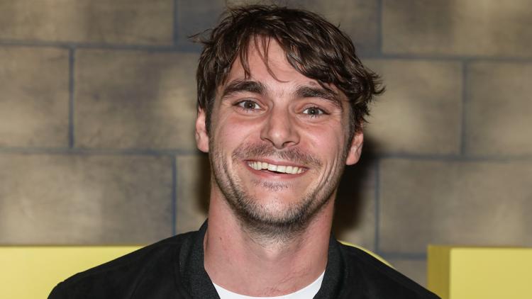 'Breaking Bad' actor RJ Mitte dies at 34, reports say — KARE 11 Entertainment, Columbia Heights Arts news