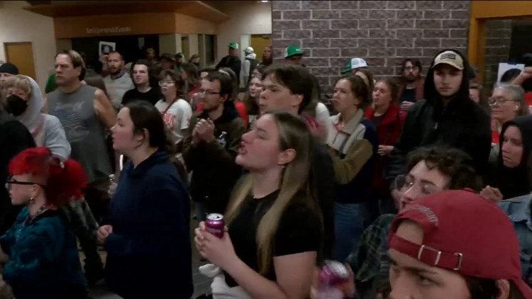Protestors request temporary restraining order for Hermantown data center — Columbia Heights Technology news