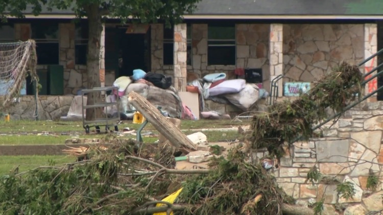 Camp Mystic bankruptcy case heads back to court as judge weighs future of camp and families' lawsuits — KENS 5 (San Antonio), Columbia Heights Community news