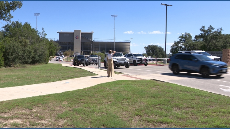 Parents rush to Pieper High School during lockdown; two teens taken into custody — KENS 5 (San Antonio), Columbia Heights Schools news