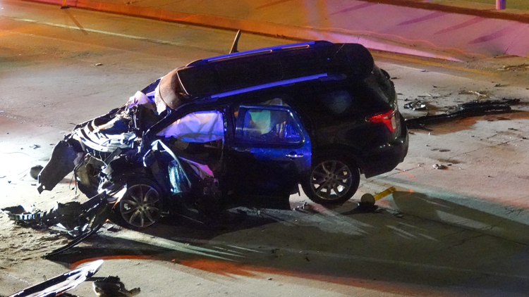 2 dead, 1 injured after rollover crash Wednesday night in East Austin — KVUE (Austin), Columbia Heights Community news