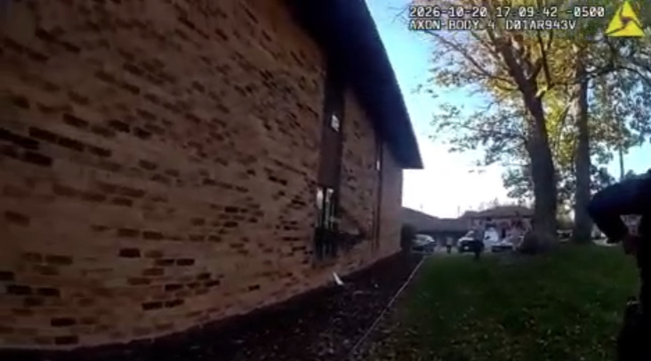 Watch: Deer seen crashing through apartment window in Wisconsin — FOX 9, Columbia Heights Community news